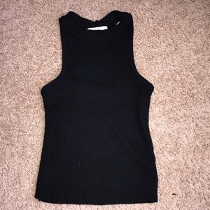 detailed tank top